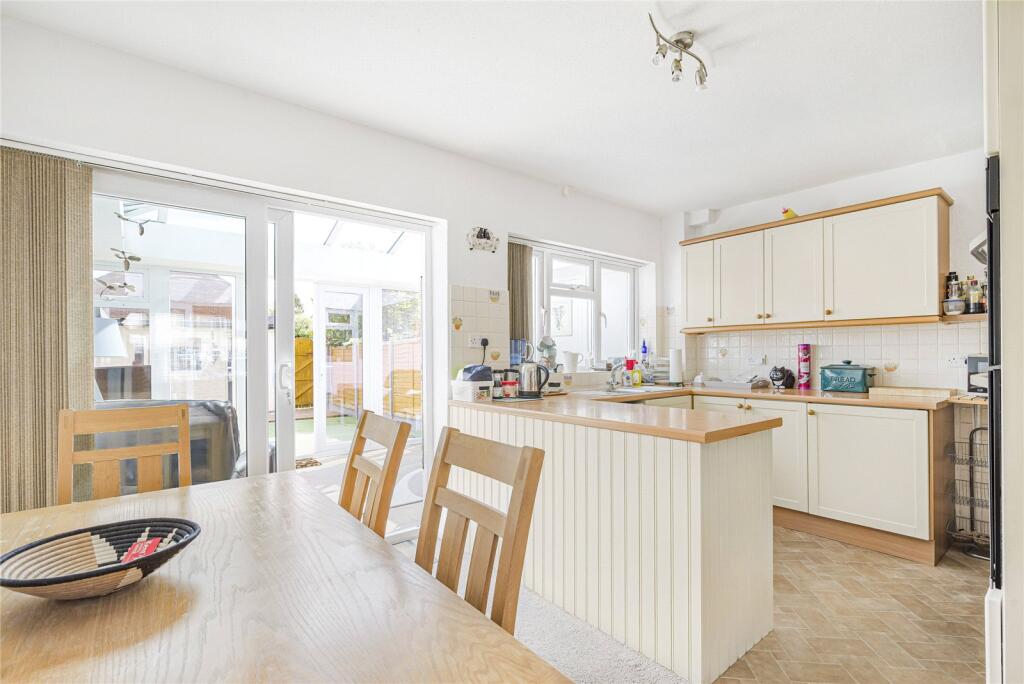 House in Dartford - View 3