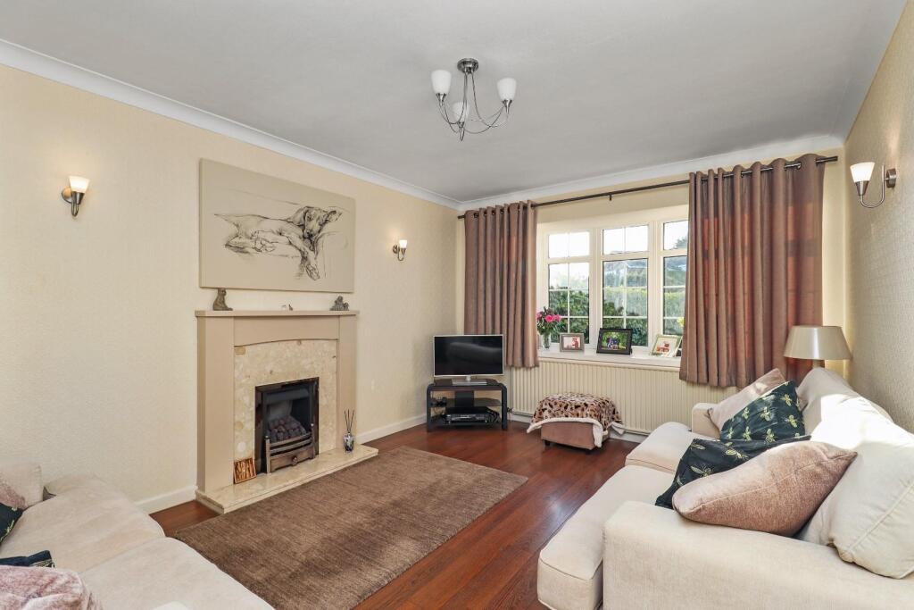 Buttermere Drive, Hale Barns photo 2