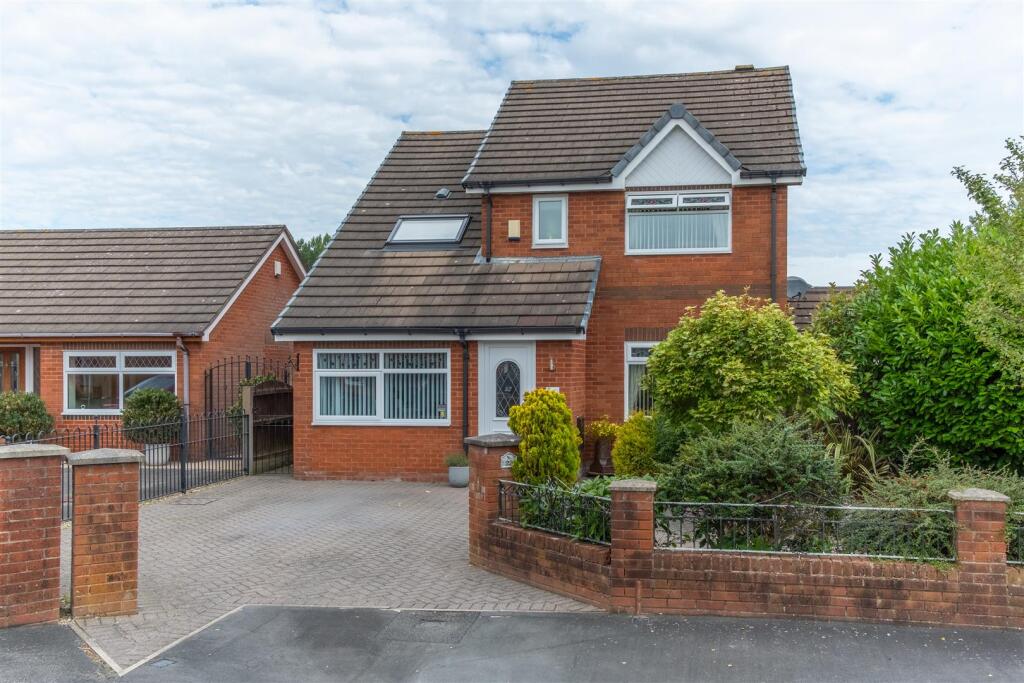 Main image of property: Lime Grove, Ashton-On-Ribble, Preston