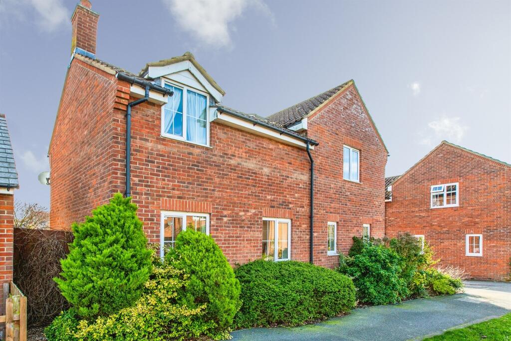 Main image of property: Foxhollow, Great Cambourne, Cambridge