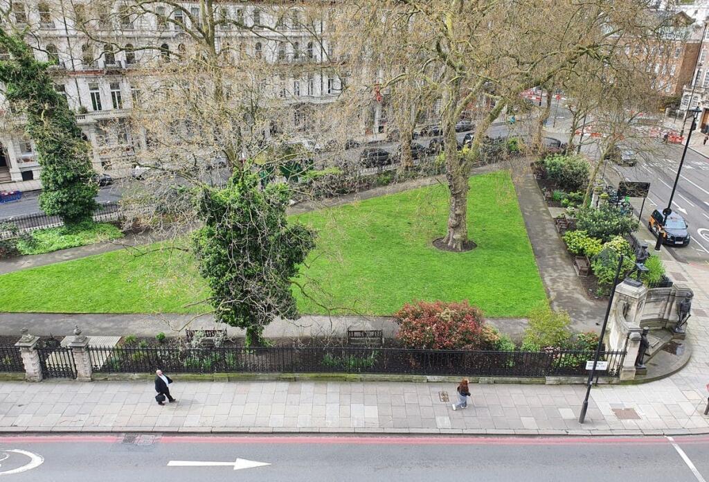 Gardens.jpg