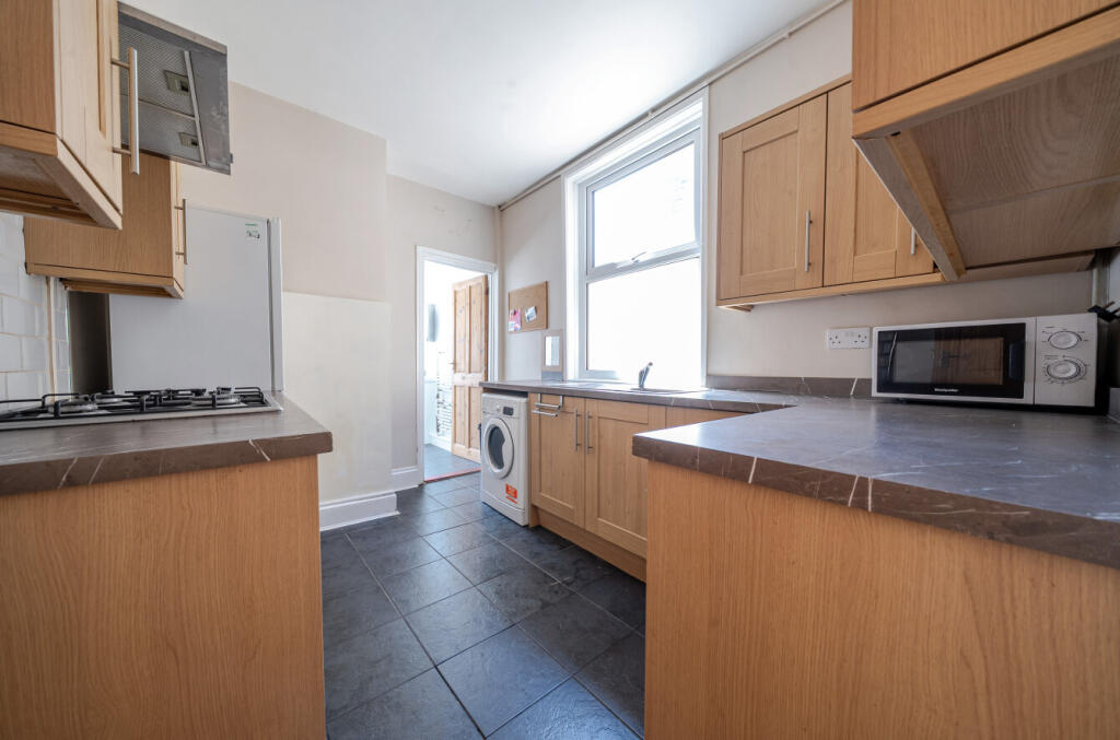 House in Portsmouth, Southsea - View 3