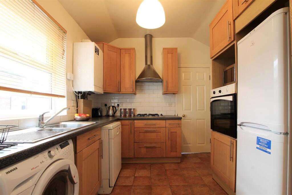 Apartment in Newcastle upon Tyne - View 4