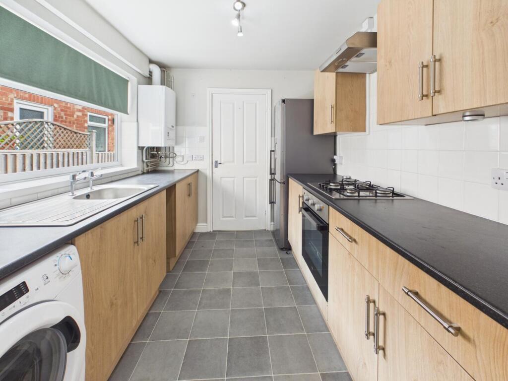 House in East Lindsey, Horncastle - More