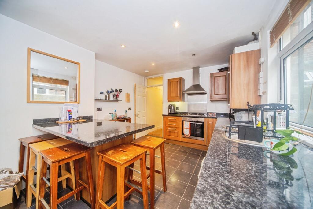 House in Southampton, Bevois Mount, Portswood - View 4