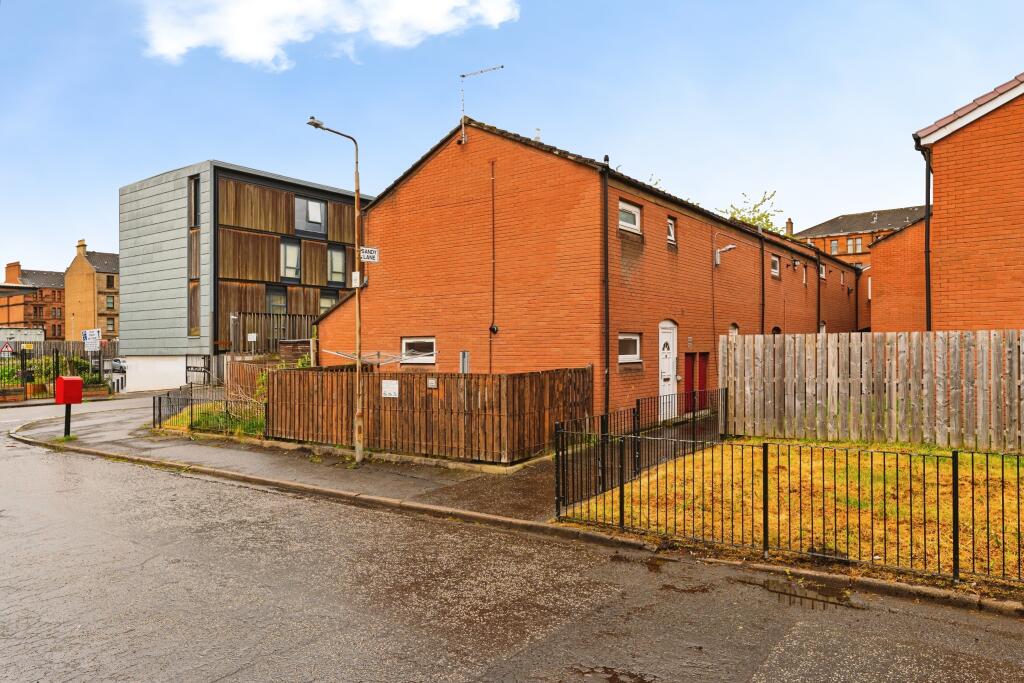 Main image of property: Sandy Lane, Glasgow, G11