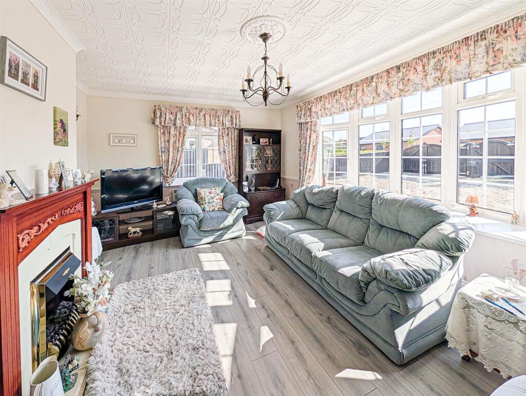House in East Cambridgeshire, Isleham - View 3