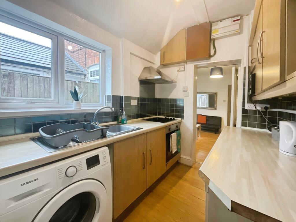House in Bolsover, Shirebrook - View 2