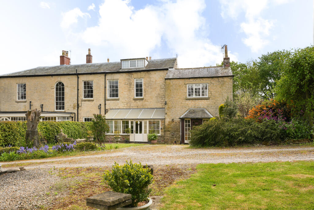 Main image of property: West Wing, Hovingham Lodge, Hovingham, York, North Yorkshire