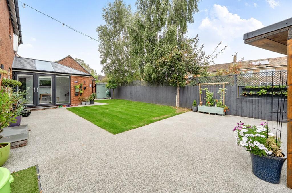 House in Bristol, Almondsbury - View 2