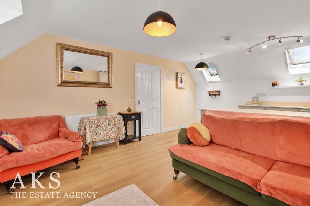 Apartment in Derby - View 3