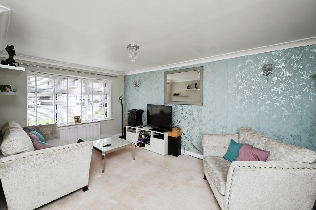 House in Mansfield, Warsop - View 3