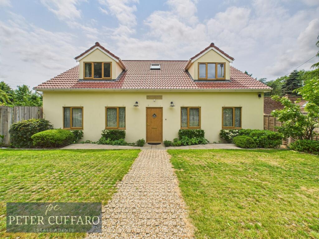 Main image of property: Hertford Road, Hoddesdon, EN11