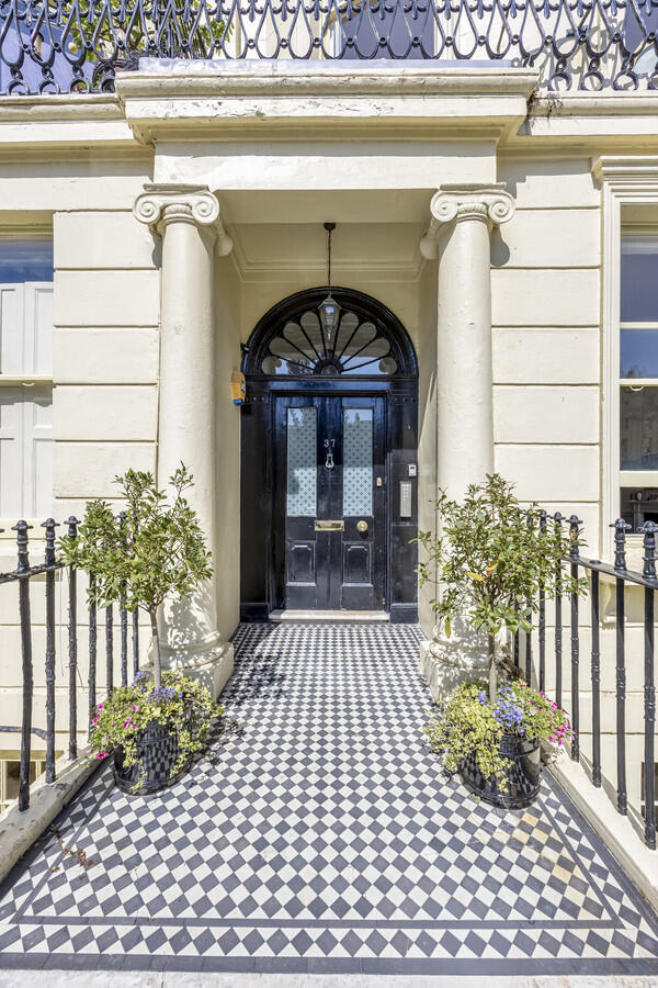 Brunswick Square, Hove, BN3 - View 6