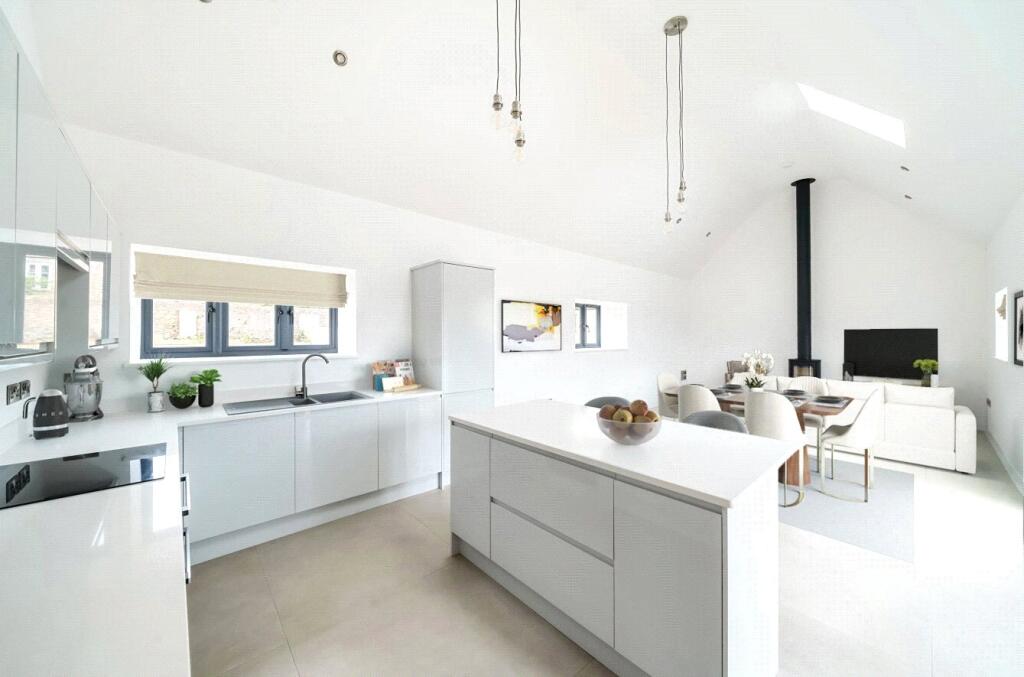 House in Taunton - View 3