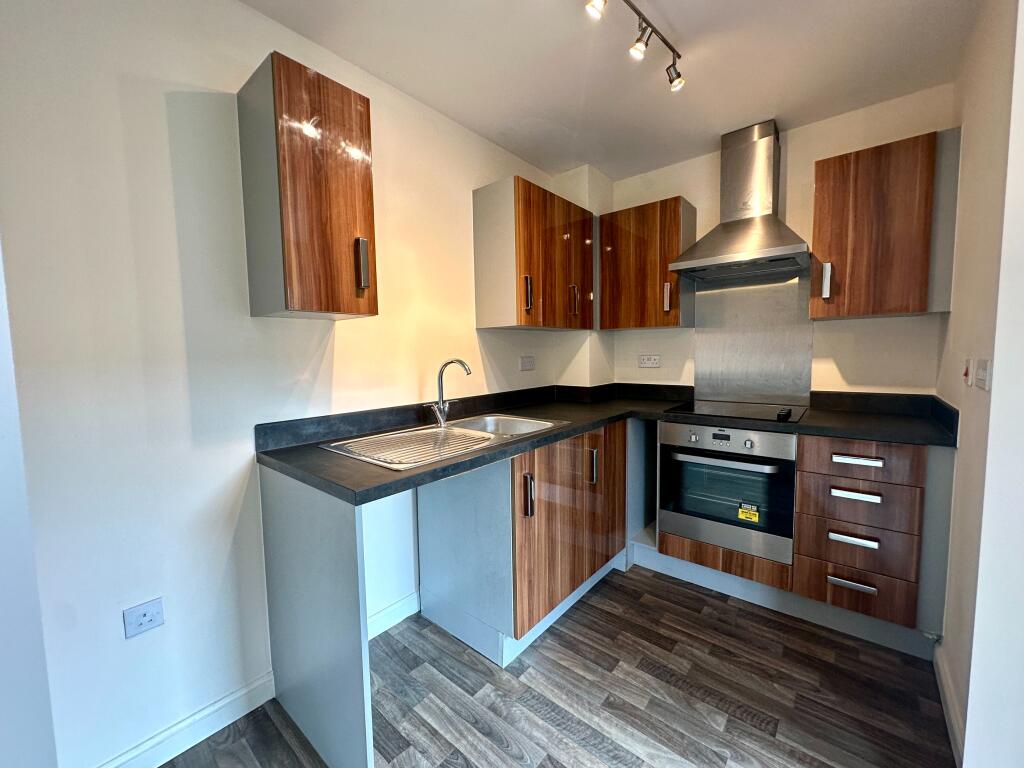 Apartment in Wolverhampton - View 5