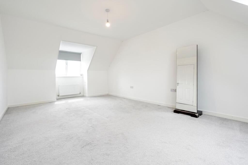House in North Tyneside, Holystone Park, Holystone - More