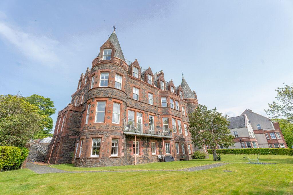 Main image of property: 34 Kelvin Walk, Largs, KA30 8SJ