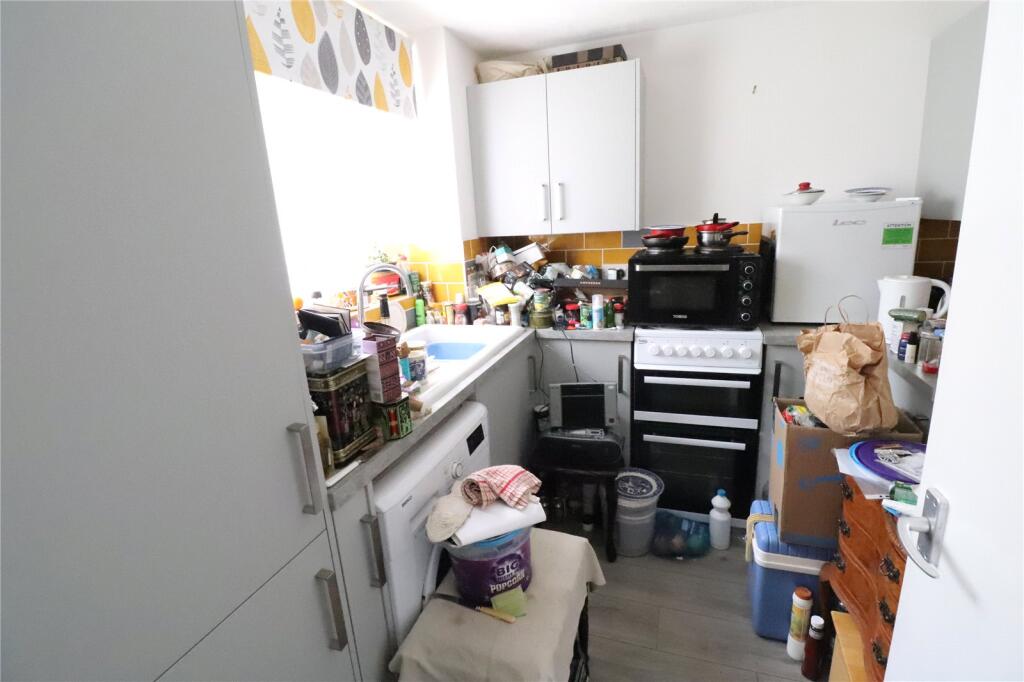 Apartment in London - View 2