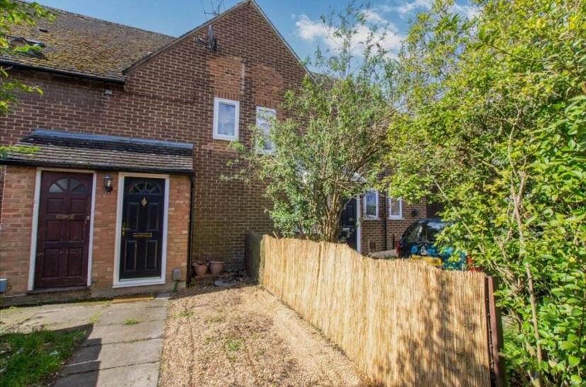 Main image of property: Northfields, LU5