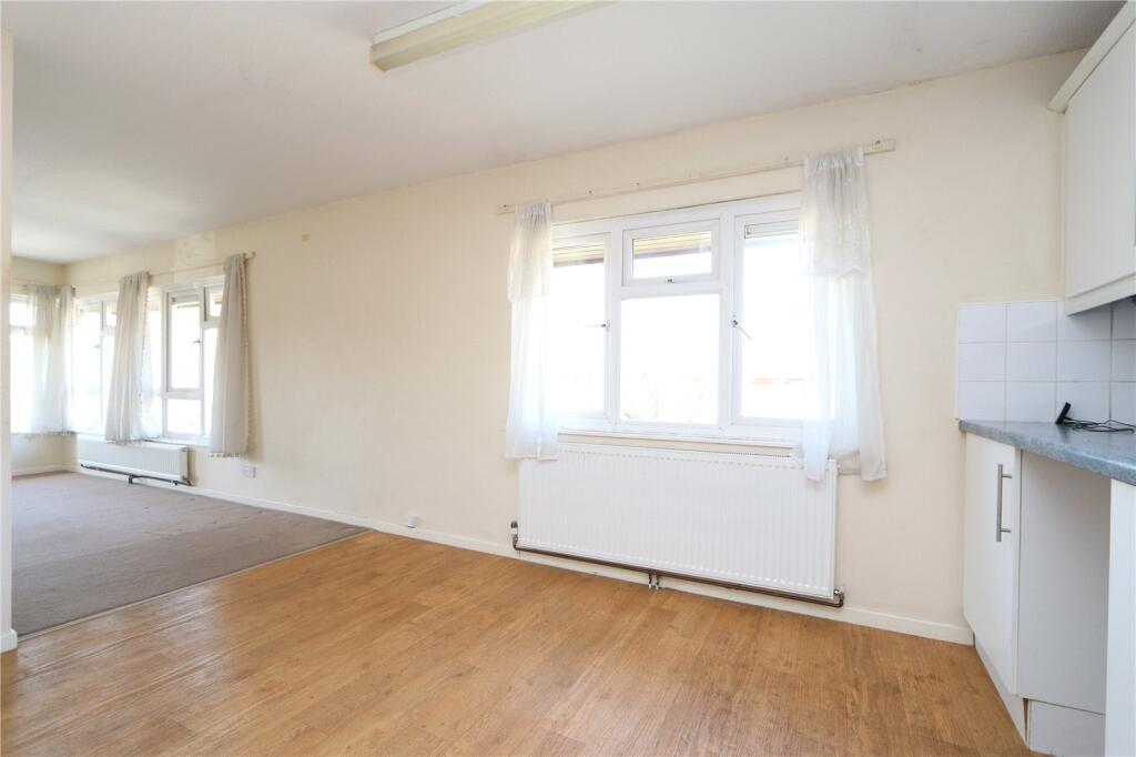 Shackleton Place, Oldbrook, MK6 - View 5