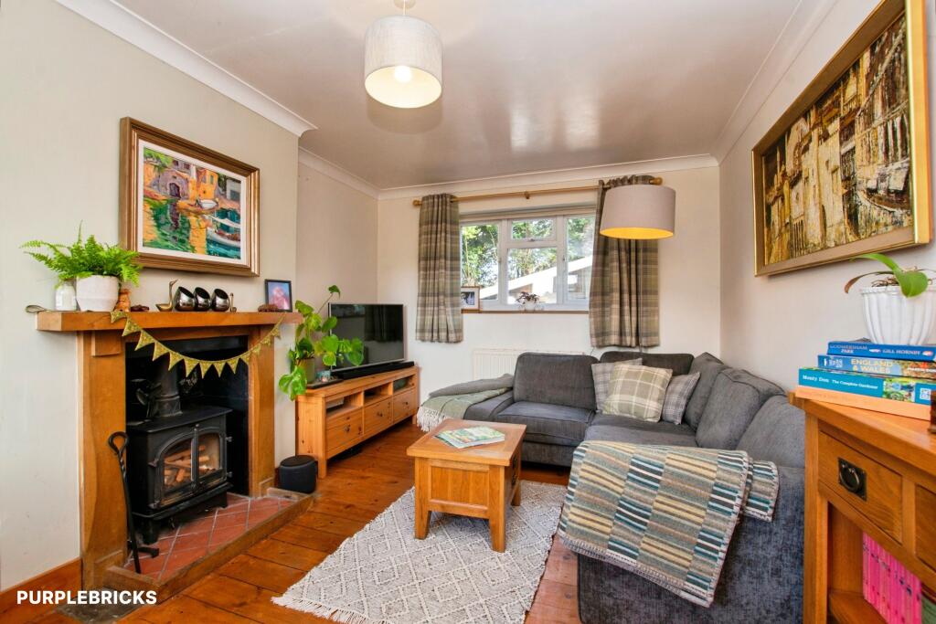 The Crescent, Andover, SP11 photo 2
