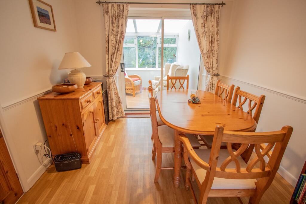 Ridgeway Gardens, Ottery St Mary photo 4