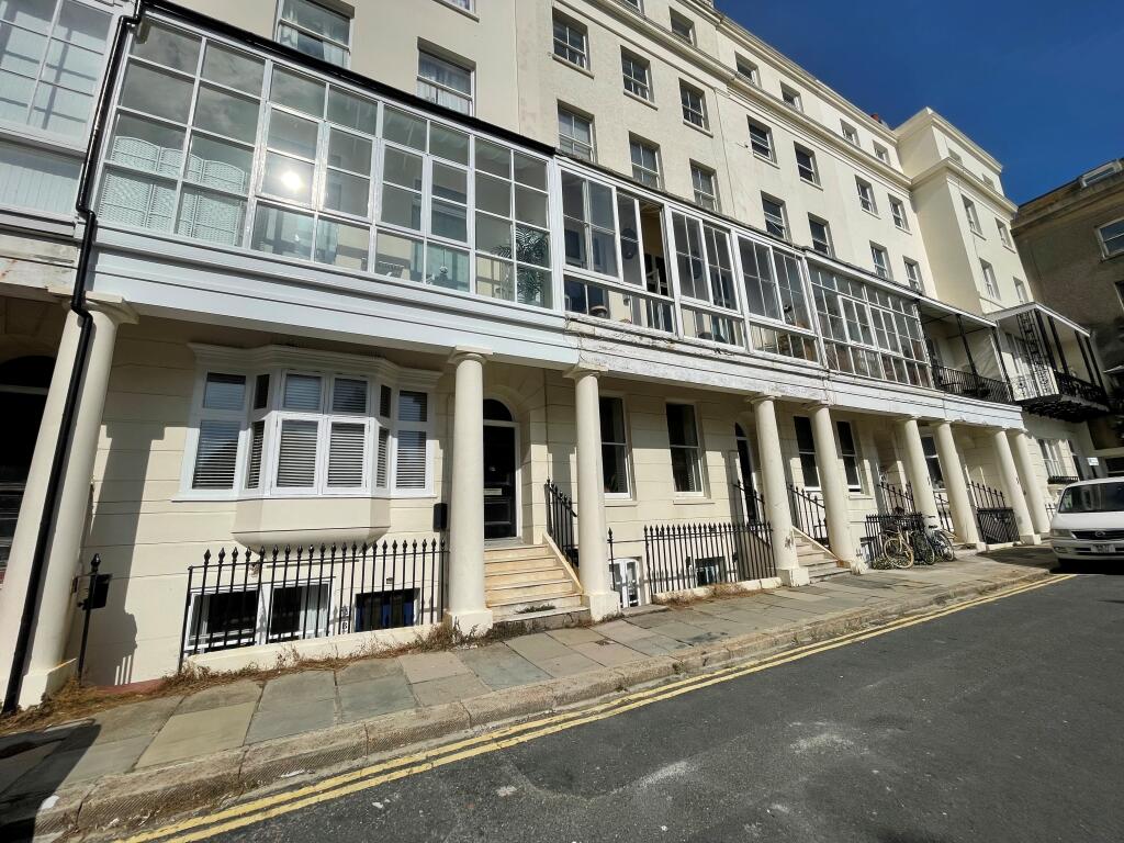 Marine Square, BRIGHTON
