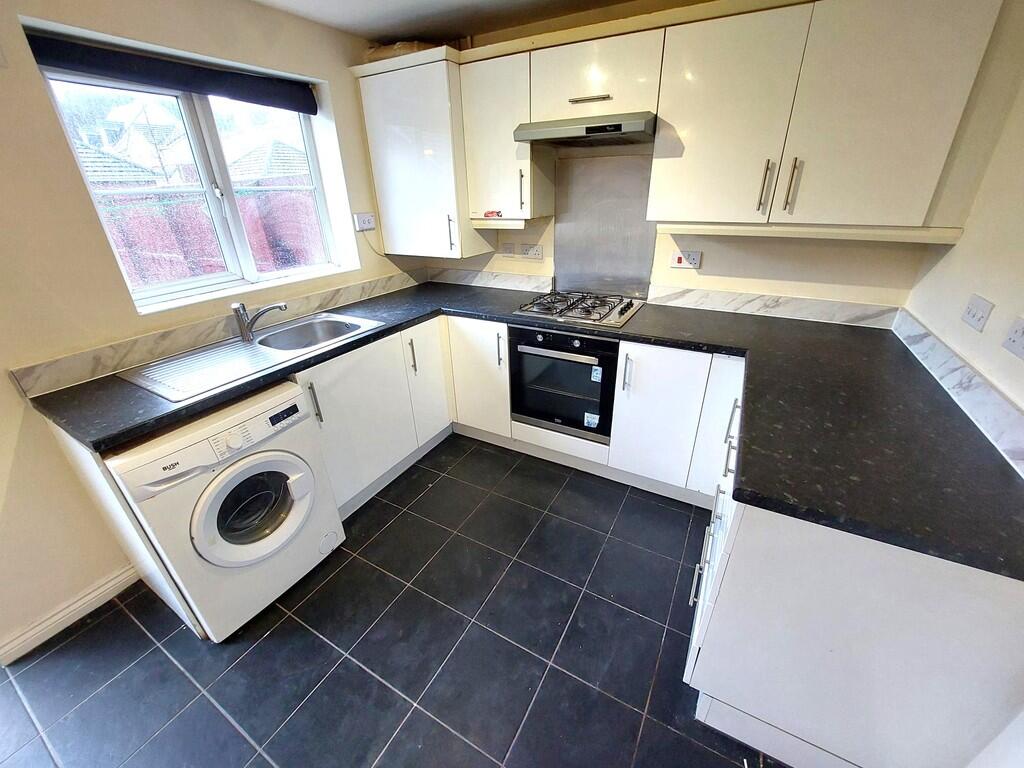 Hazelbottom Road, Crumpsall, M8  photo 4