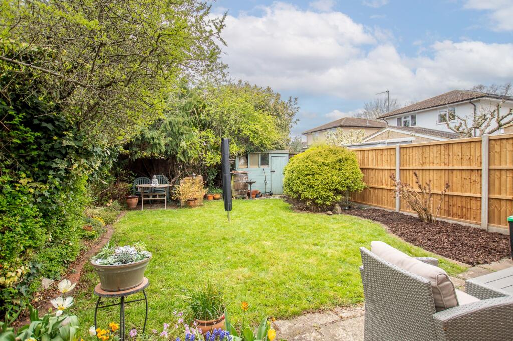 Brittens Close, Guildford, GU2 - View 2