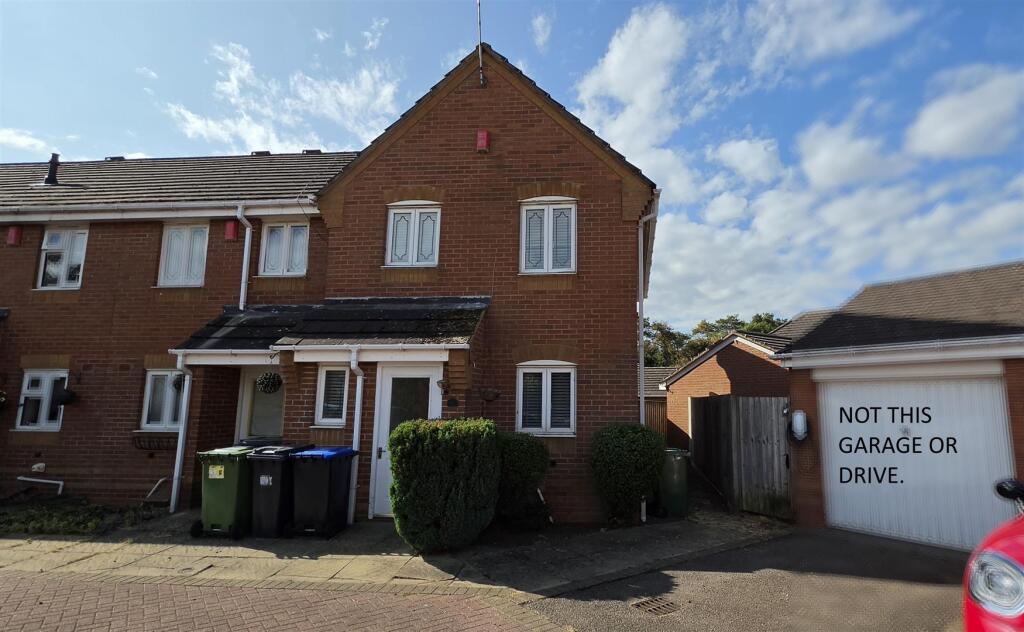 Main image of property: Parolles Close, Warwick Gates, Warwick