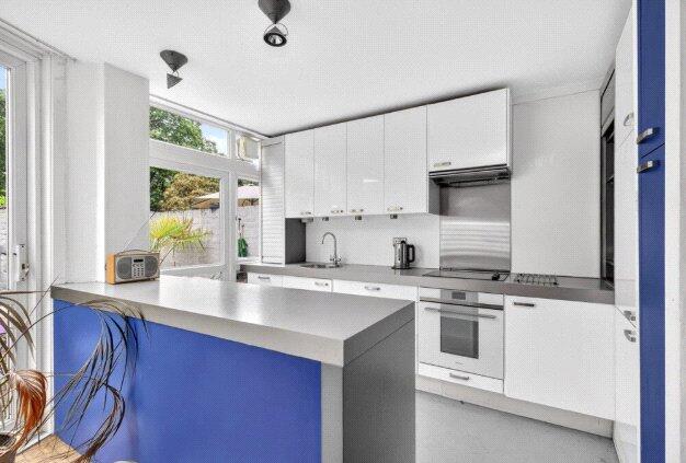 Templemere, Weybridge, Surrey photo 5