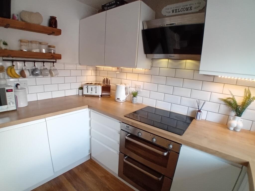 House in Bristol, Pilning and Severn Beach - More