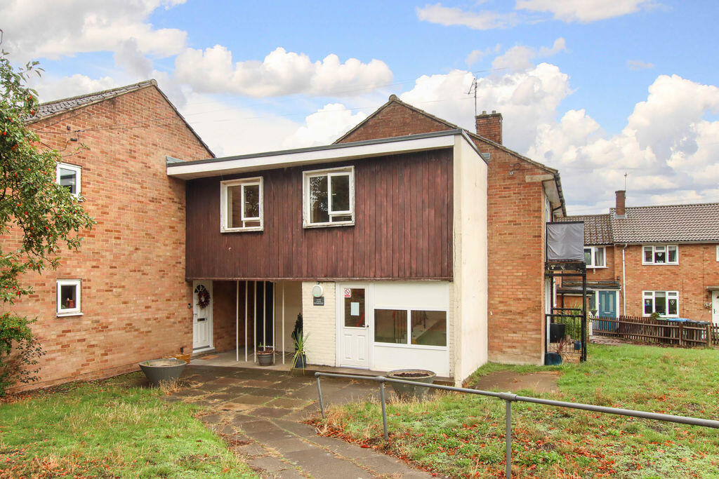 Main image of property: Springfield Road, Hemel Hempstead