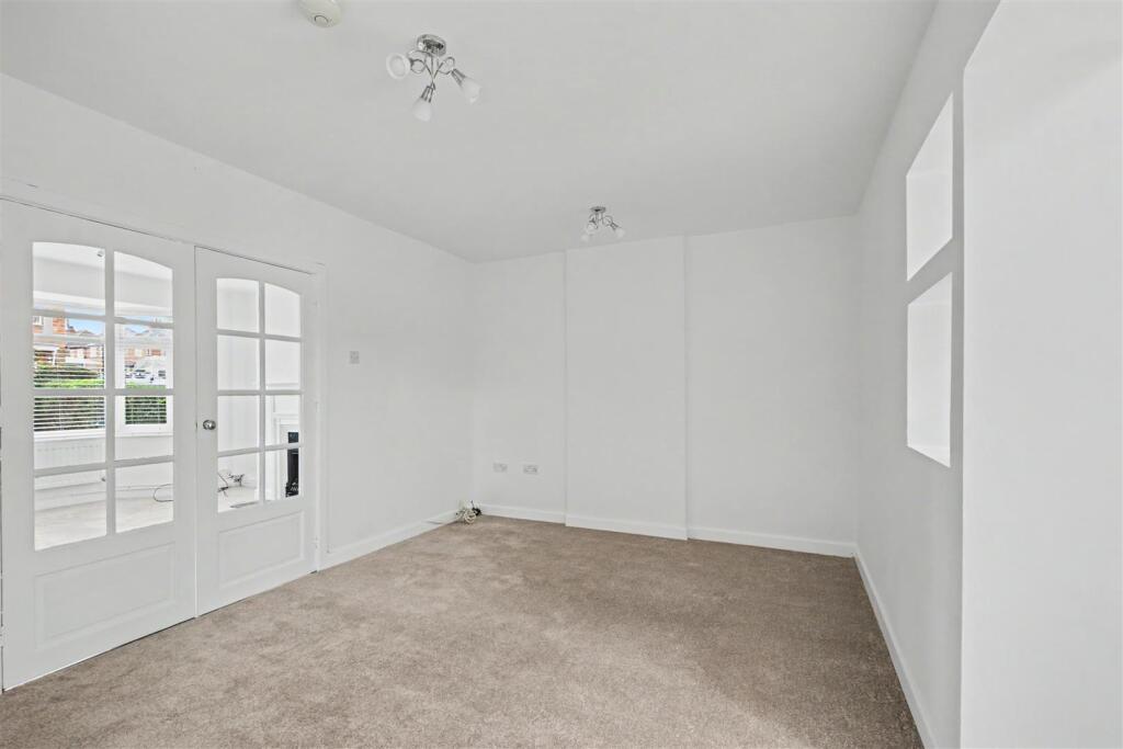 House in Nottingham - More