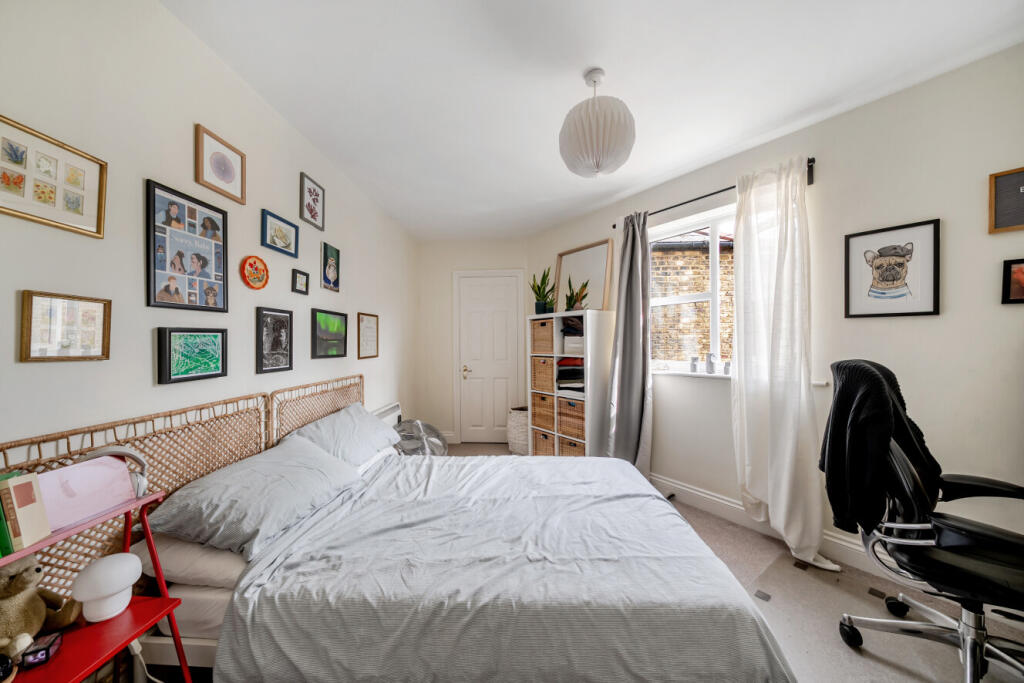 Apartment in London, Southfields - More