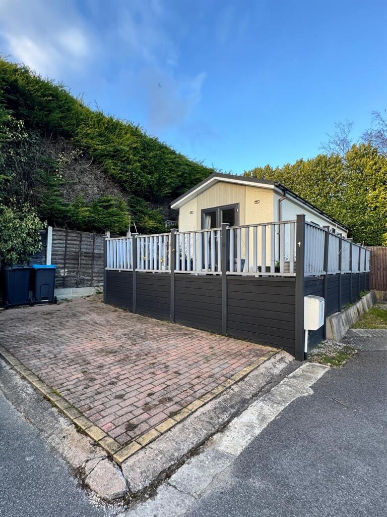 Main image of property: Alder Avenue, Knaresborough