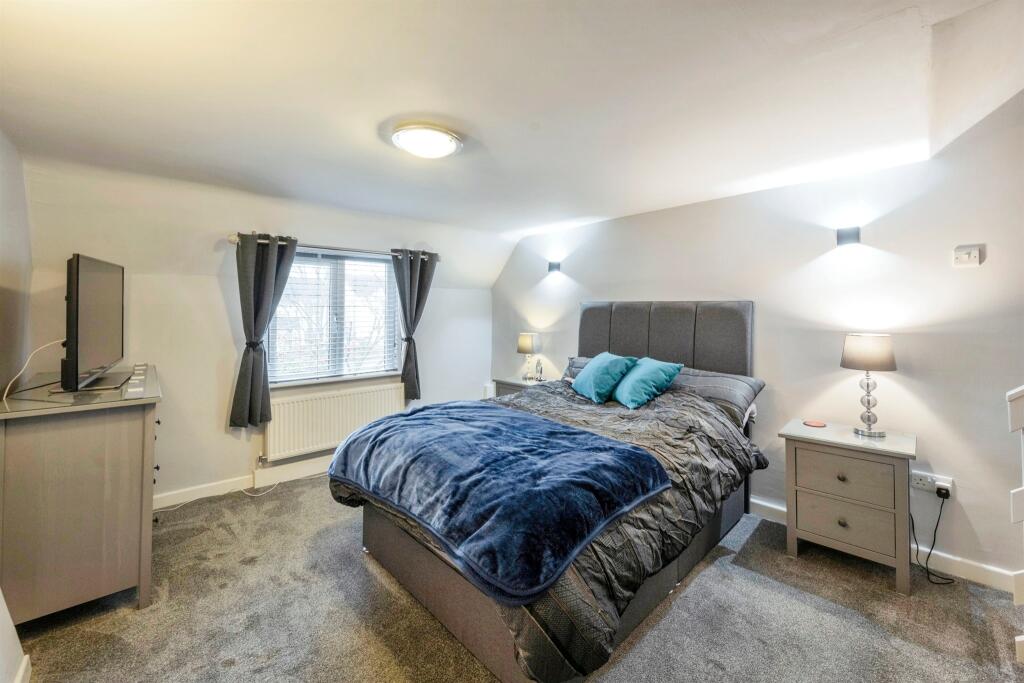 Apartment in Doncaster, Rossington - View 4