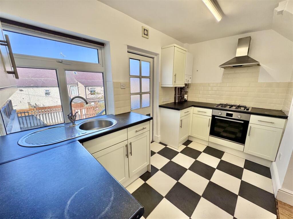 House in Llandudno, Colwyn Bay - More
