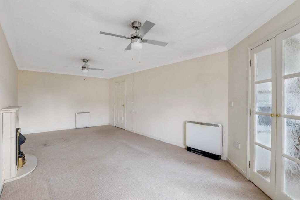 Apartment in Rushcliffe, Nottinghamshire - View 3