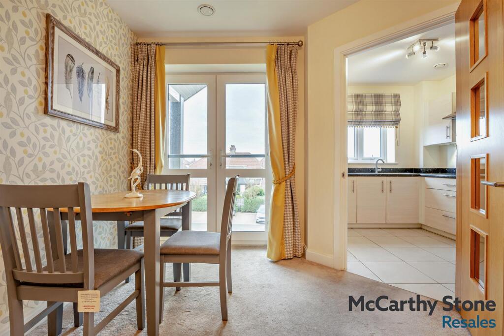 Seymour Court, Ambleside Avenue, South Shields photo 4