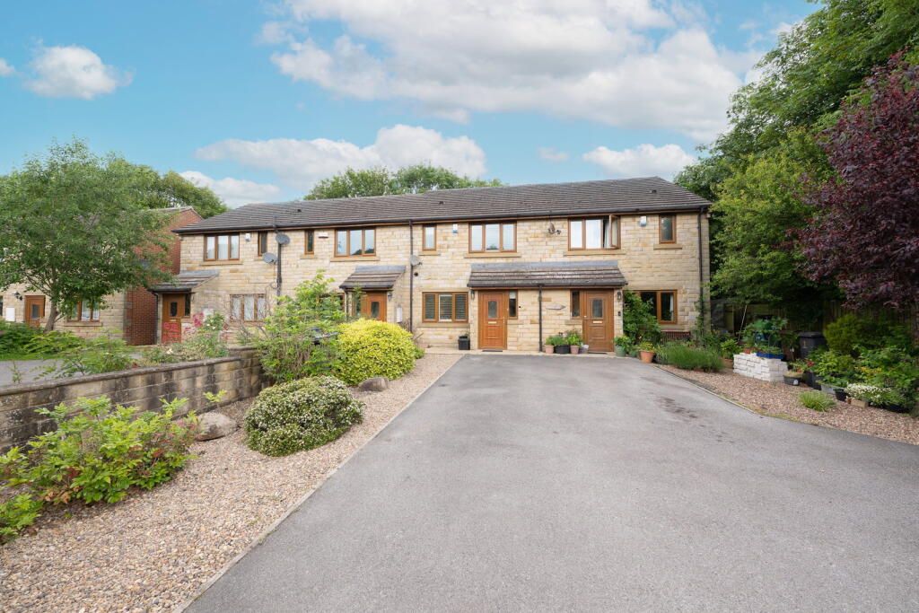3-bed house on Wood Cottages, Sheffield Road, Oxspring, Sheffield, S36 8ZR, £279,995