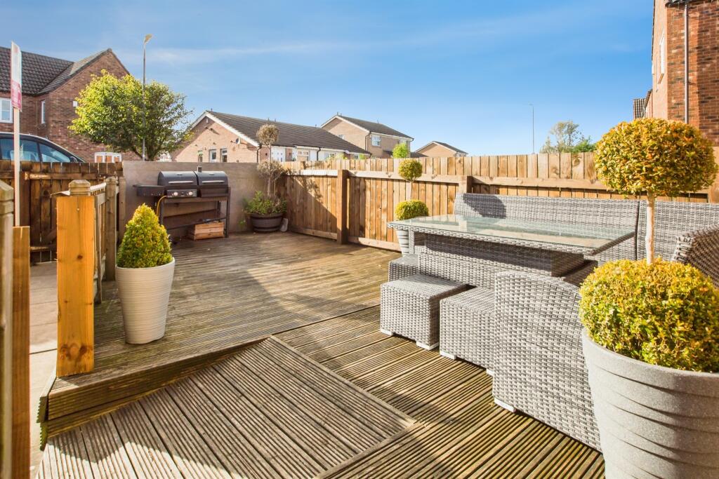 House in Calderdale, Upper Brockholes - View 3