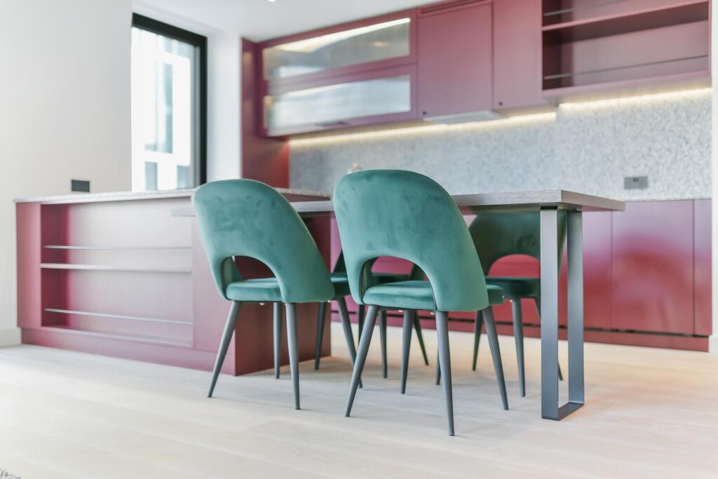 Apartment in London - View 2
