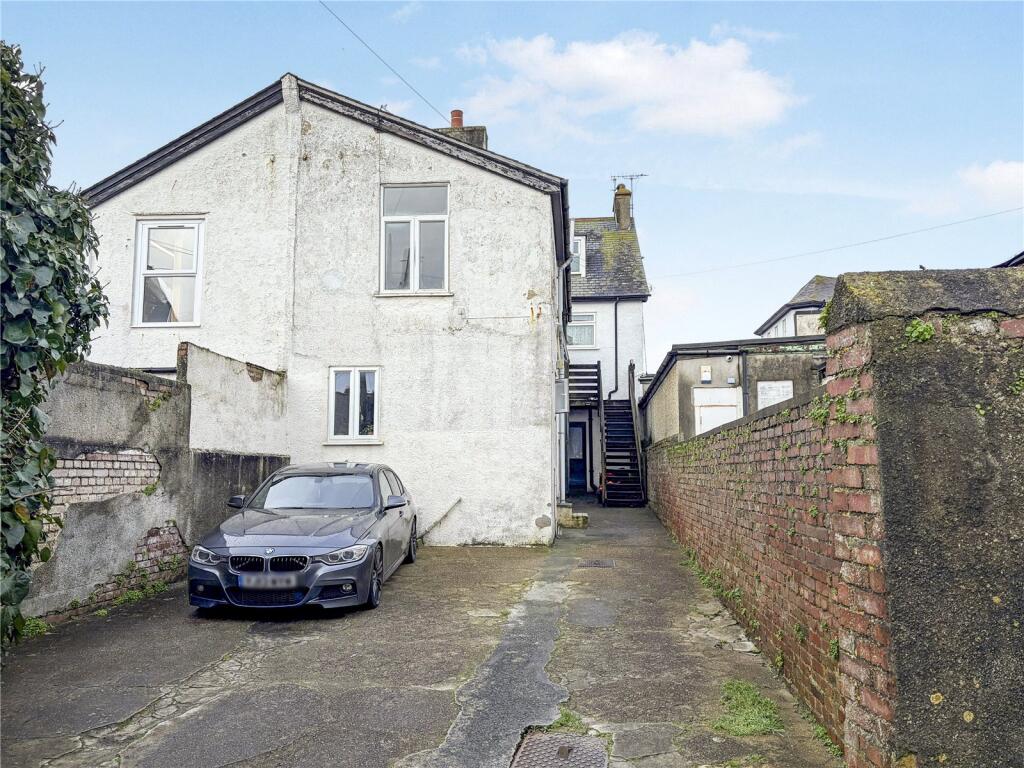 Main image of property: Belle Vue, Bude, Cornwall