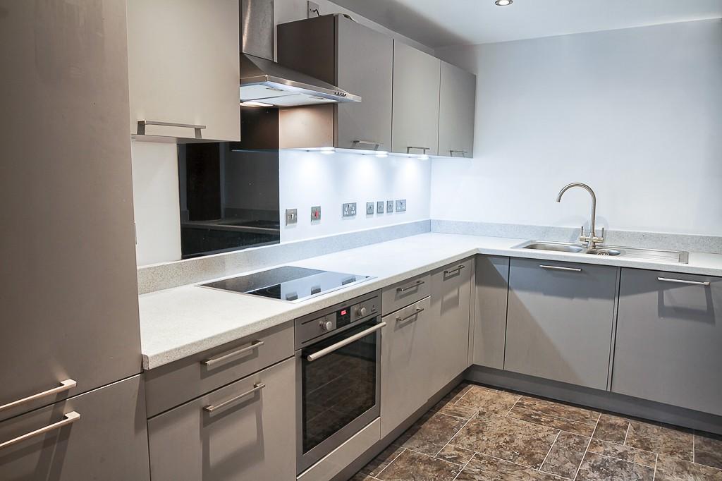 Apartment in Bradford - View 5
