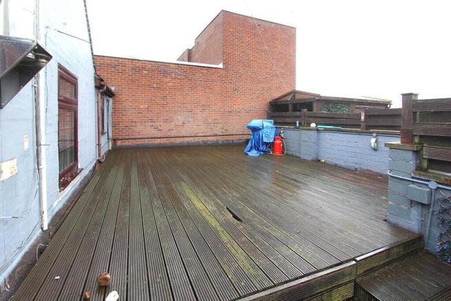 Rear Decking Area
