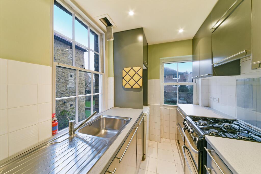 Apartment in London, Kennington Cross, Kennington - View 4