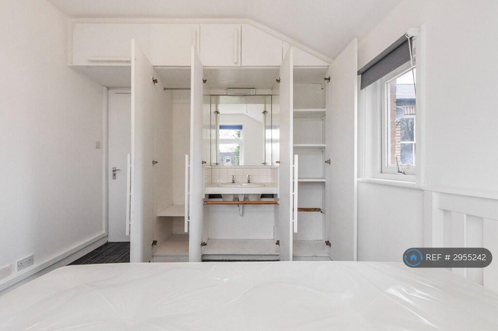 Main image of property: Duncombe Road, London, N19