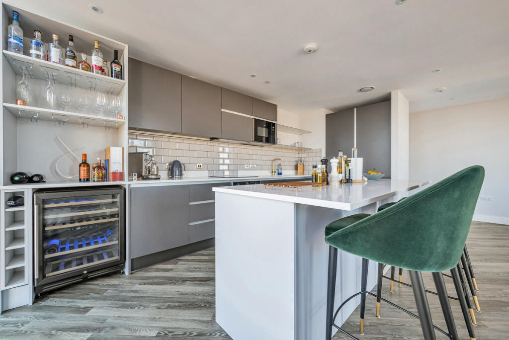 Apartment in Newcastle upon Tyne, Tyne and Wear - View 4